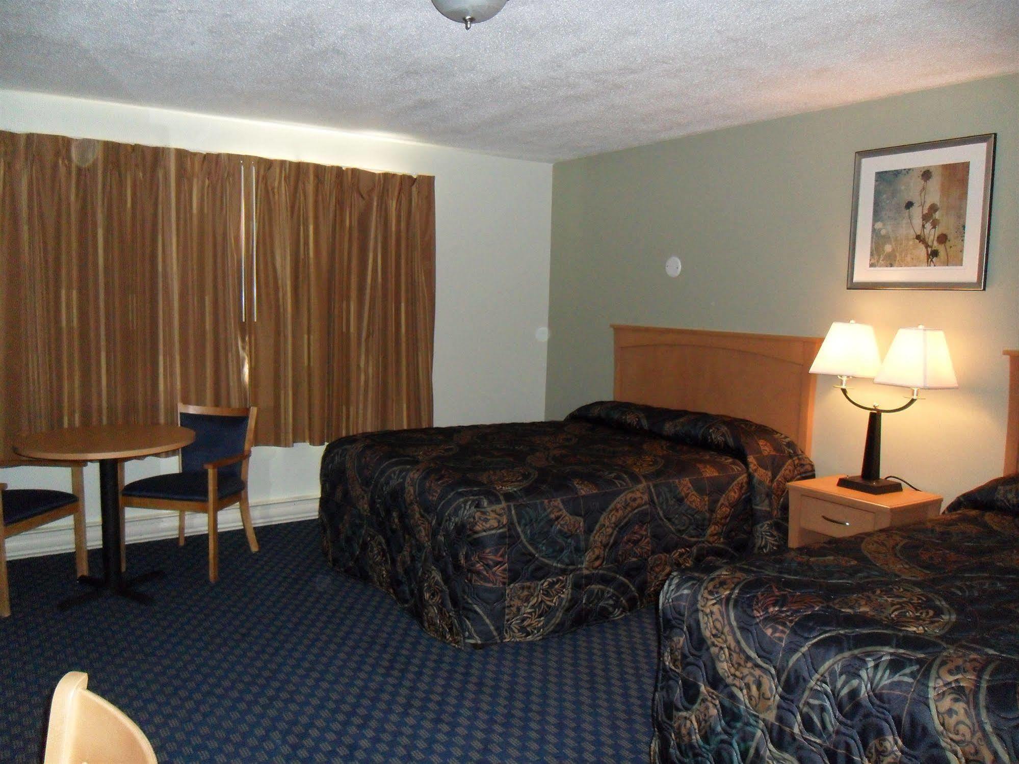 Westway Inn Motel Neepawa Kültér fotó