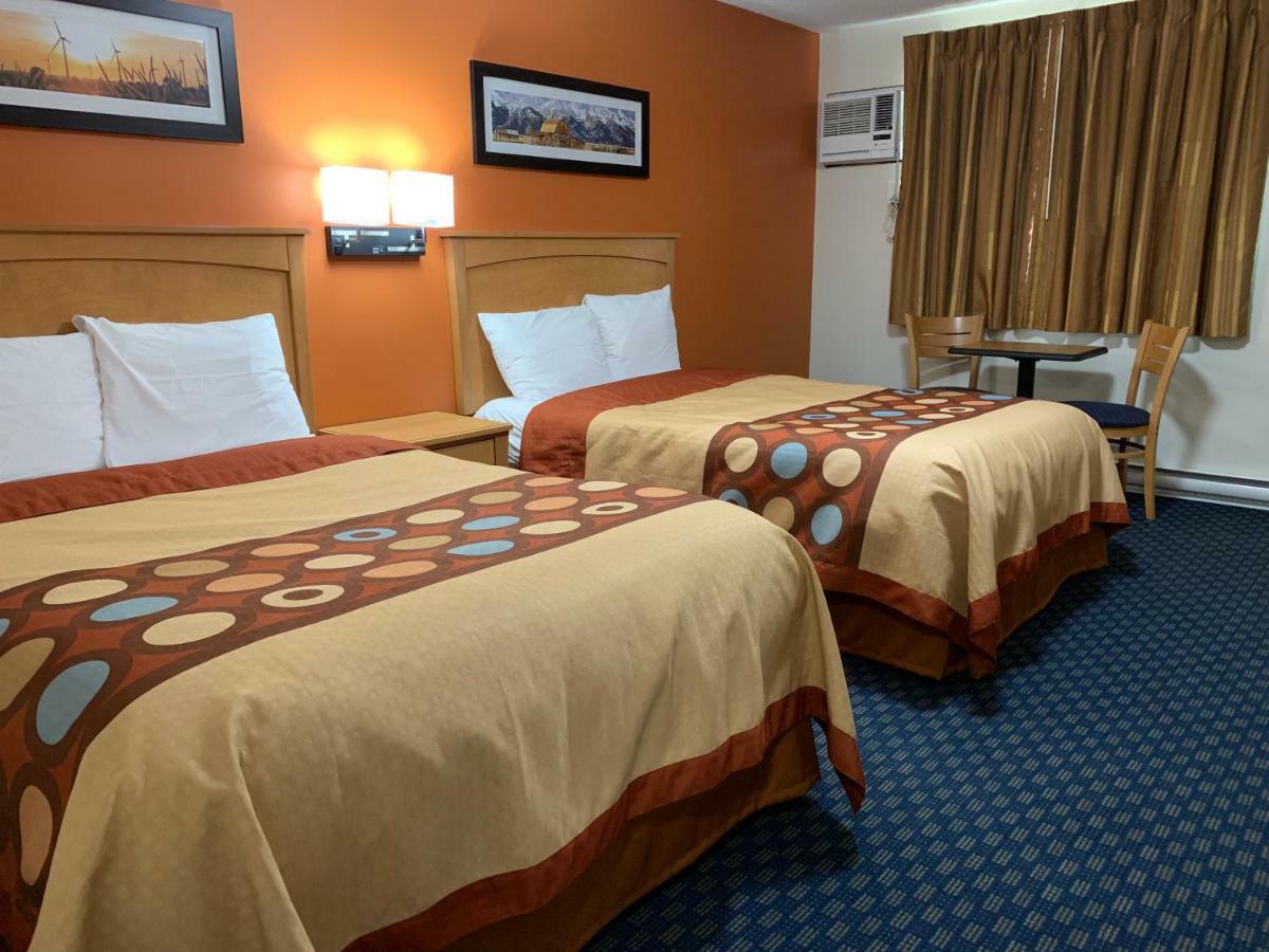 Westway Inn Motel Neepawa Kültér fotó