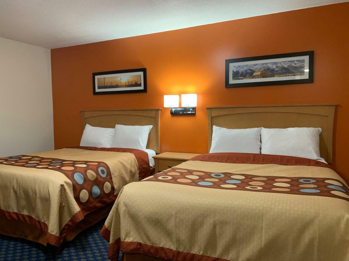 Westway Inn Motel Neepawa Kültér fotó
