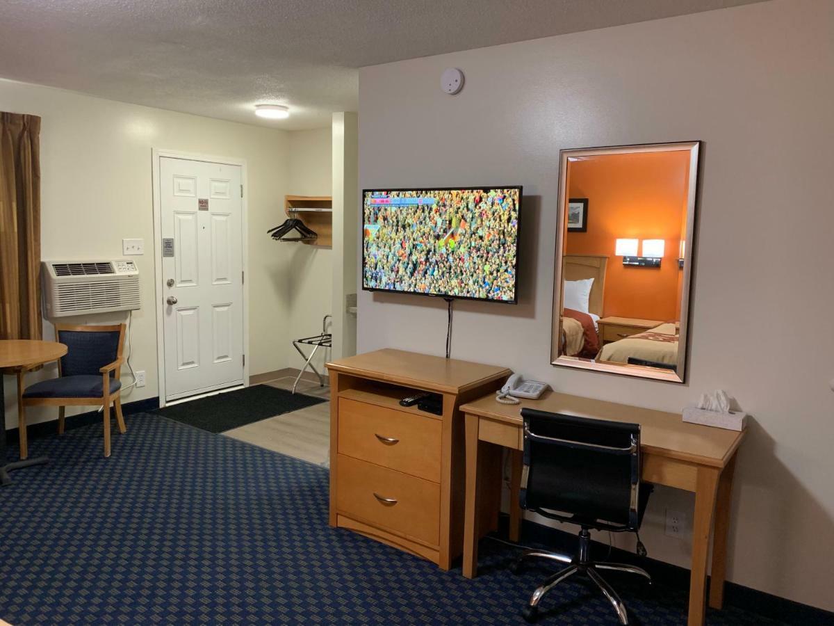 Westway Inn Motel Neepawa Kültér fotó