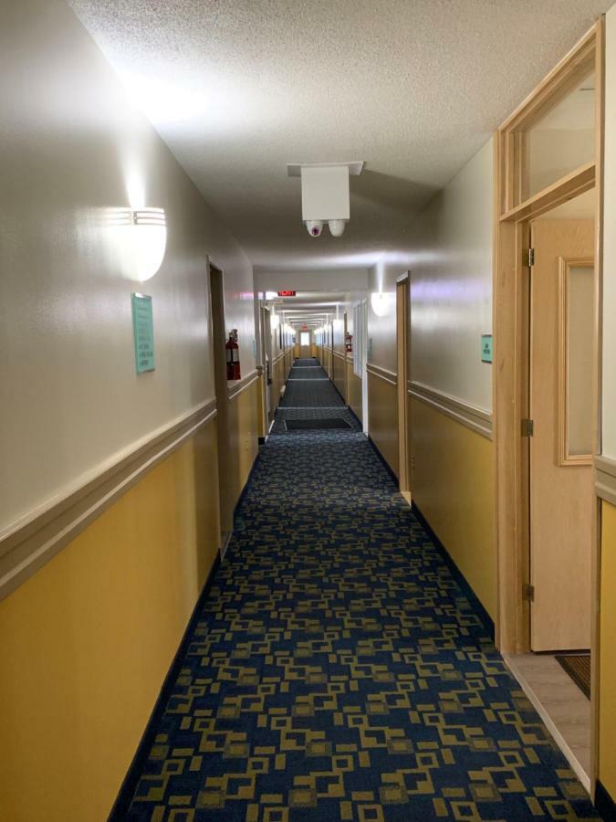 Westway Inn Motel Neepawa Kültér fotó