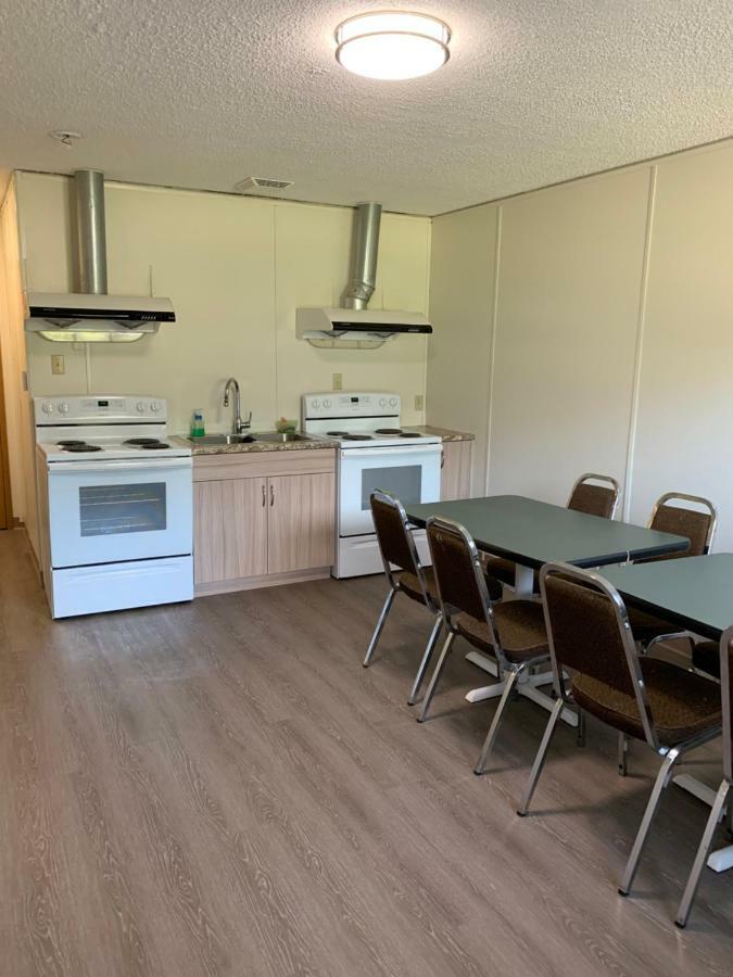 Westway Inn Motel Neepawa Kültér fotó