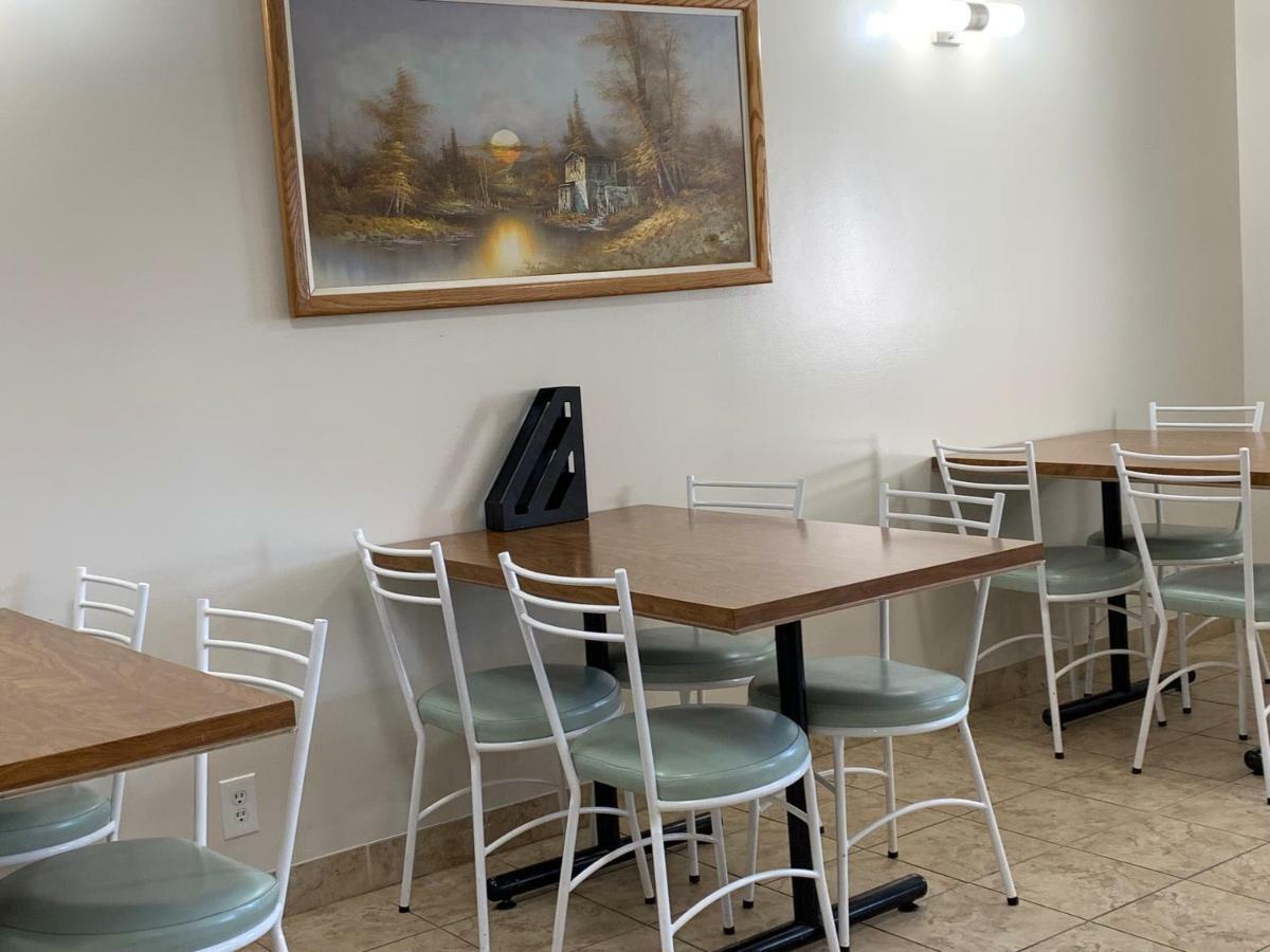 Westway Inn Motel Neepawa Kültér fotó